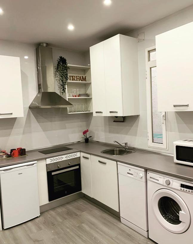Modern I In Appartement